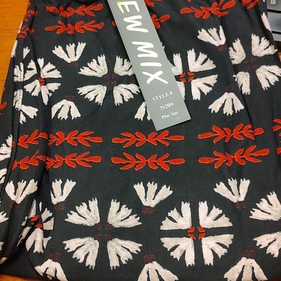 New Mix Leggings - Picture 1 of 2